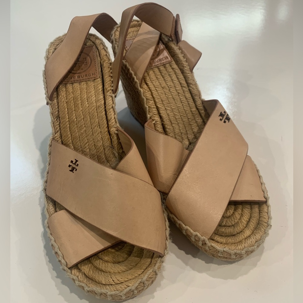 Tory Burch Beige Wedge Espadrilles woman’s size 6